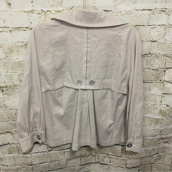 LAL Beige White Striped Metallic Weave 3/4 Sleeve Double Breasted Blazer - Picture 4 of 5